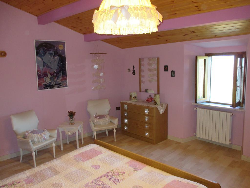 Belvilla By Oyo Graceful Apartment With Garden Petrella Guidi Εξωτερικό φωτογραφία